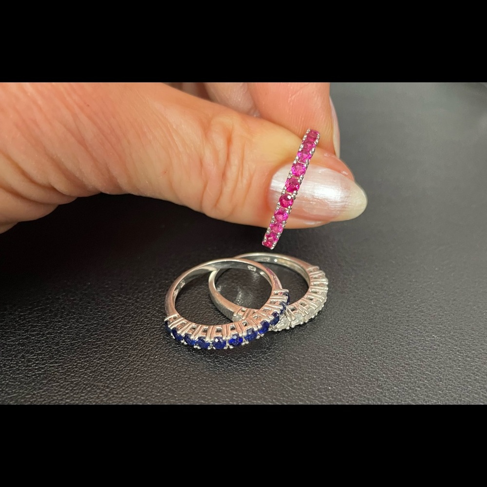 3 stackable rings. - Picture 3 of 8